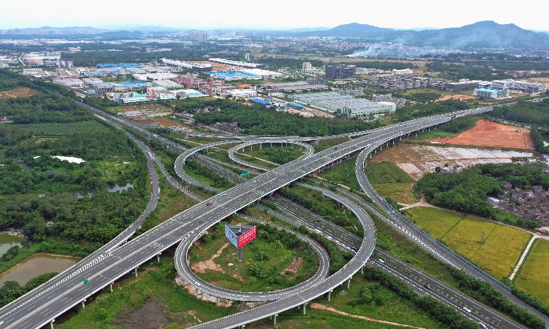 第24页(中阳高速-新台高速互通航拍).jpg