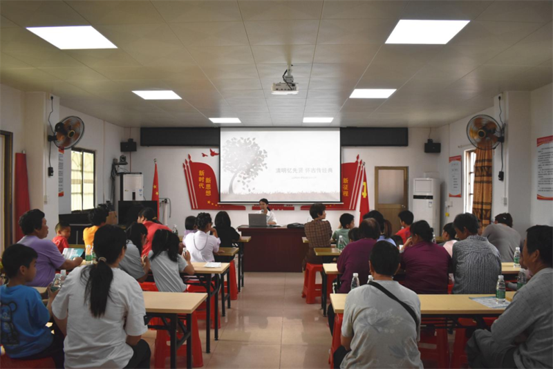 甫草村“我们的节日”系列文化活动,吸引众多群众.png