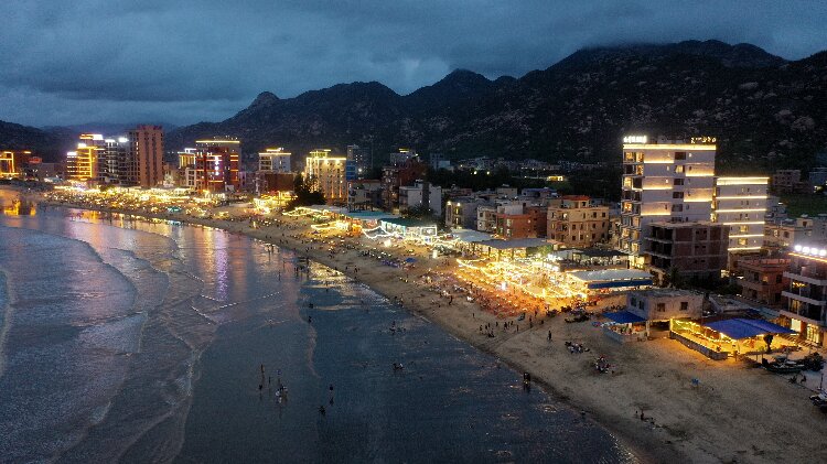 尾角湾夜景(阮光荣摄).jpg